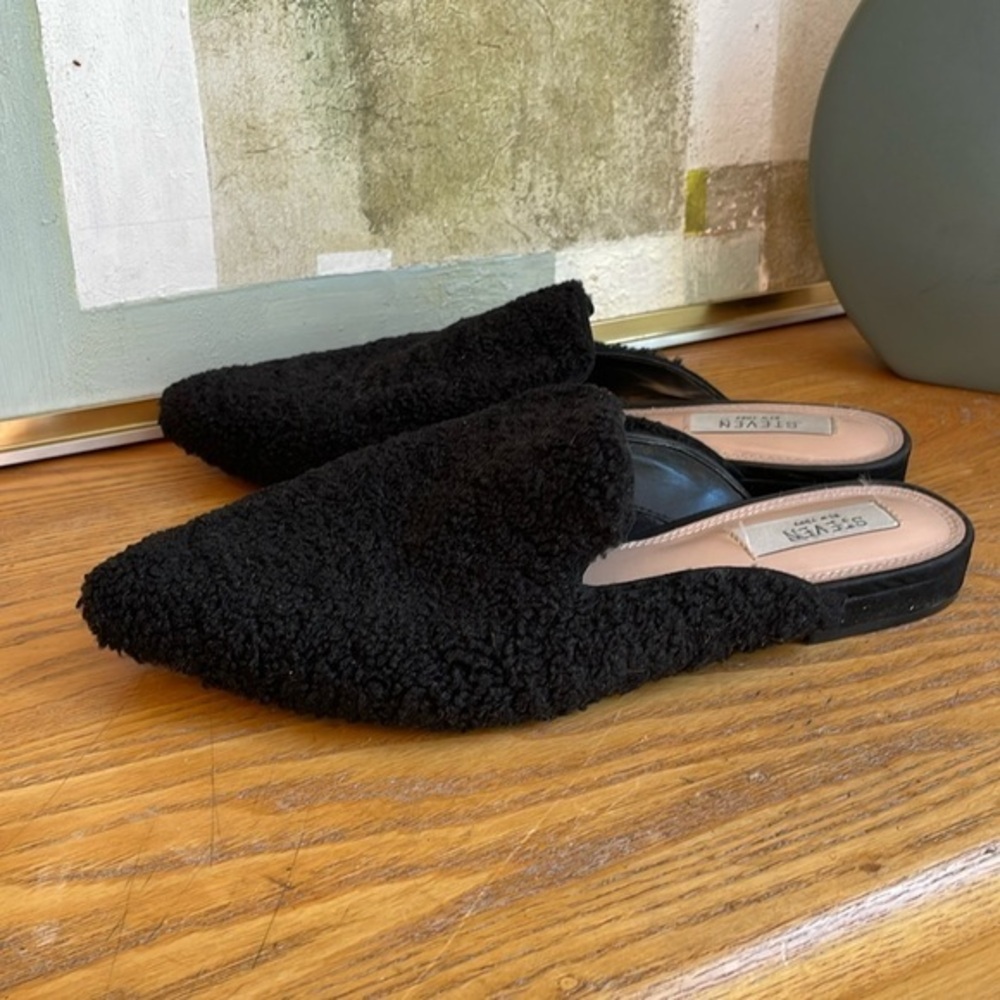 💐Steven Verna sherpa black pointed toe mules: